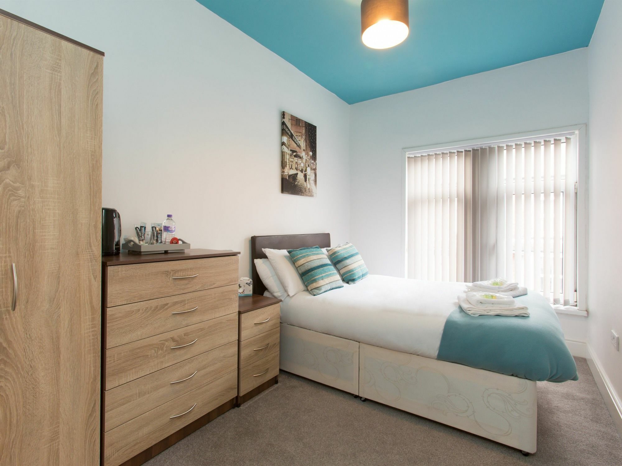 Bed and Breakfast Townhouse @ West Avenue Крю Екстер'єр фото